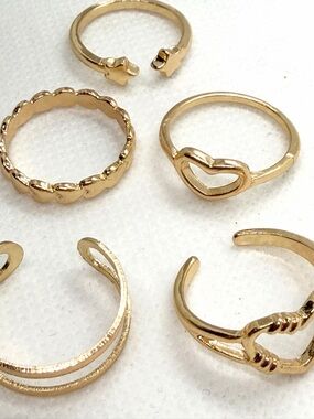 Gold Plated Heart & Knot Stackable Ring Set